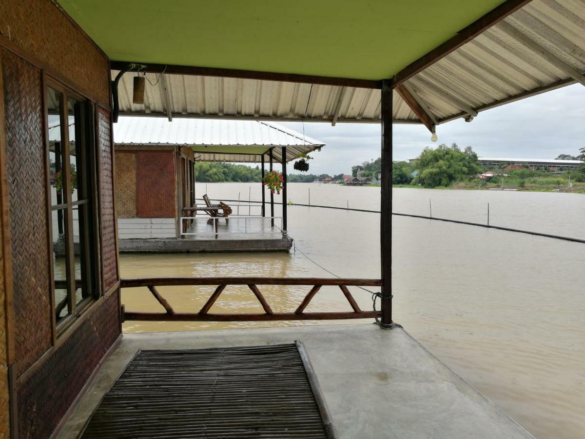 River Marina Resort Uthai Thani Eksteriør billede