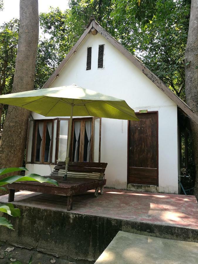 River Marina Resort Uthai Thani Eksteriør billede