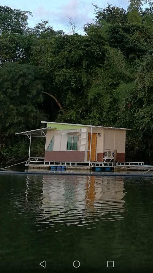 River Marina Resort Uthai Thani Eksteriør billede
